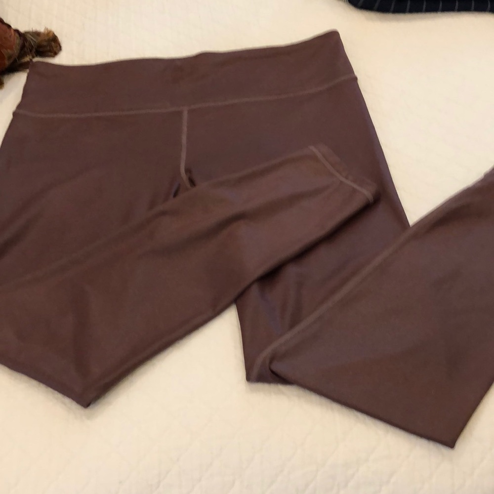 Iridescent Athleta leggings